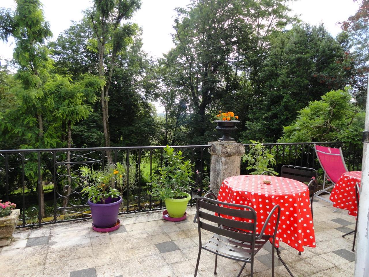 Le Figuier De Pauline Bed & Breakfast Luzech Exterior foto